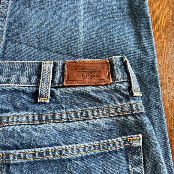 L.L. Bean Relaxed Fit Jeans Medium Wash 38 X 34 Men's Denim Straight Leg Dad - Picture 5 of 8